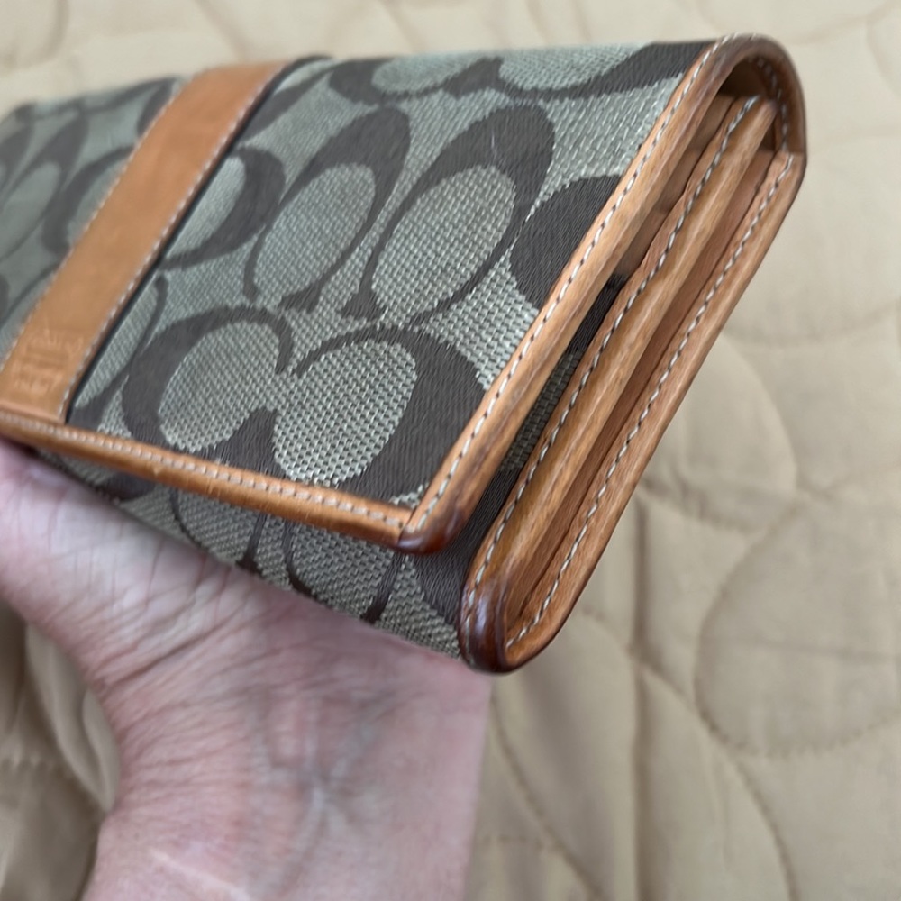 Coach wallet - Picture 8 of 11